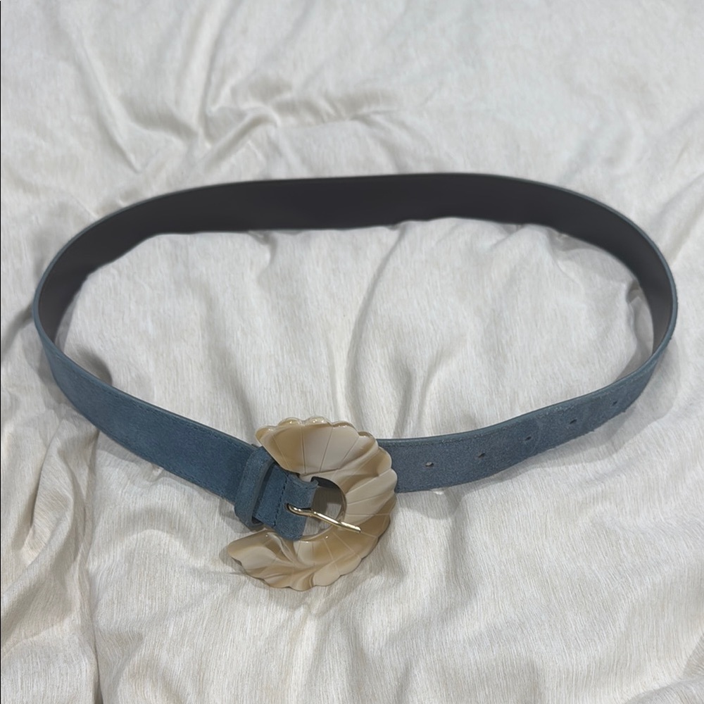 Sezane Women’s Blue Suede Belt with Cream Sculpted Buckle - Picture 3 of 4